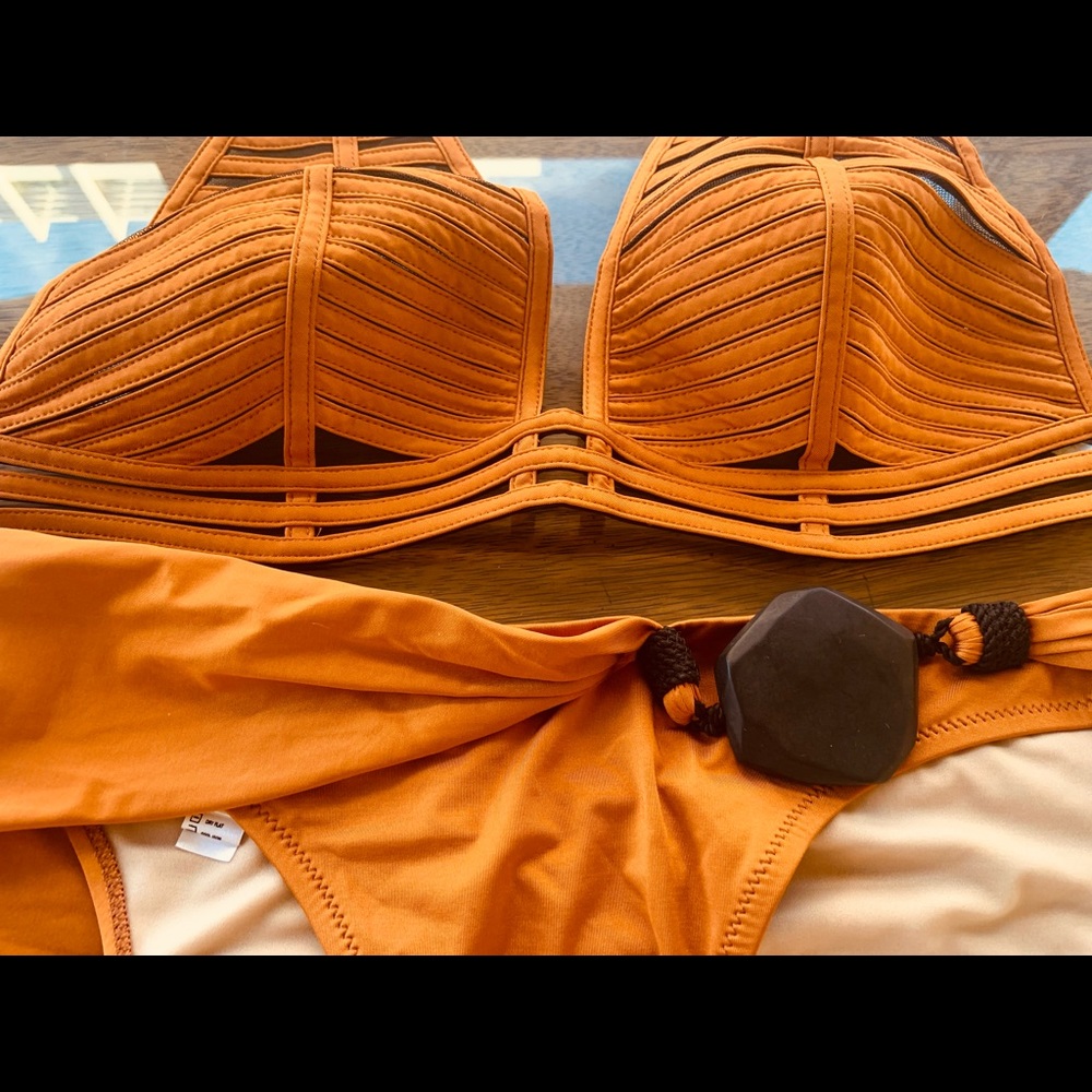 NWOT - La Perla: Iconic Mesh Triangle Top Bikini with Rare Stone Bottom